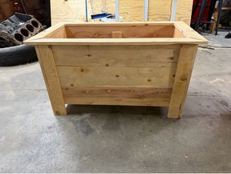 Cedar Planter Box 36”x20”x21”