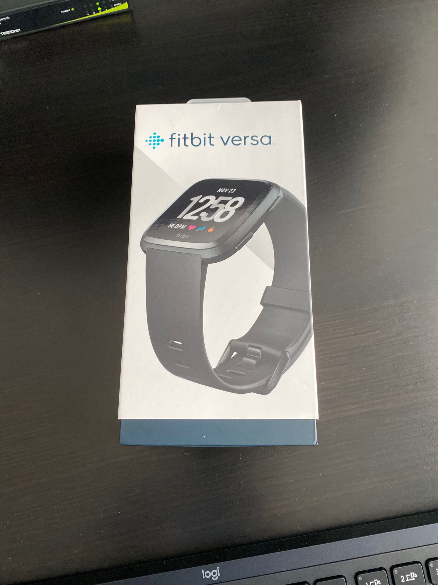 Fitbit Versa with Leather Band