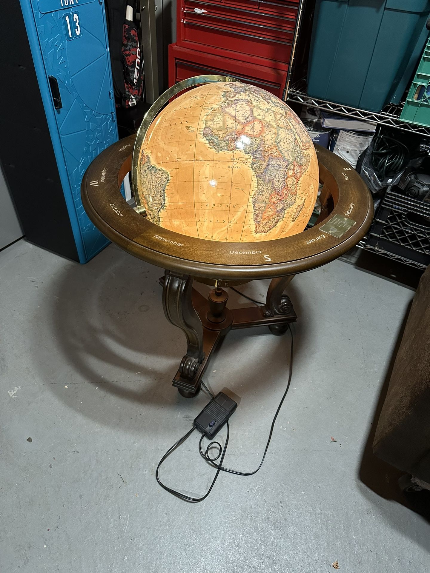 Unique National Geographic Everest Globe