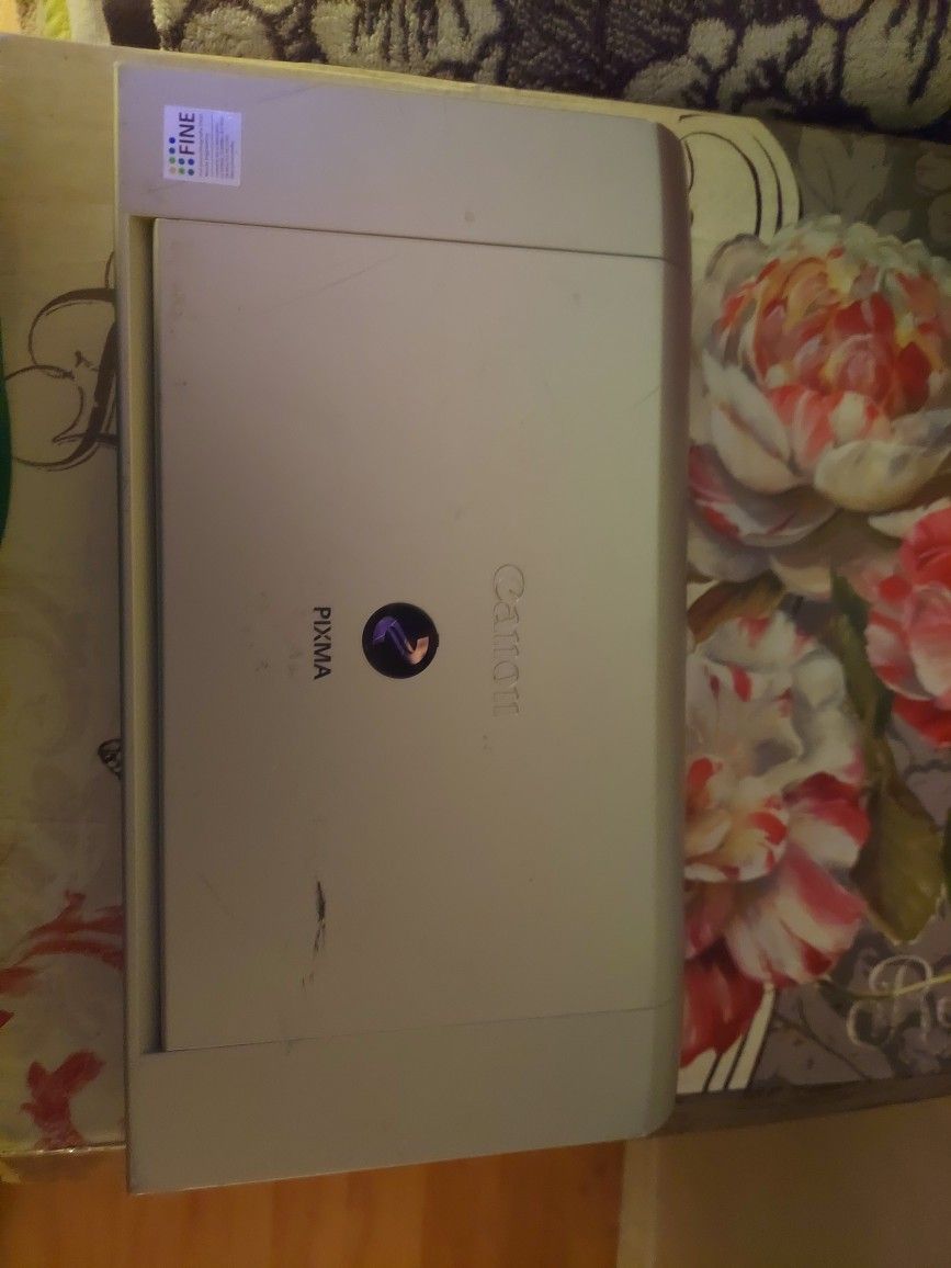  Canon PIXMA iP90 mobile inkjet printer. 