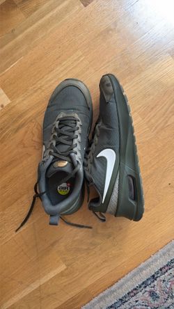 Nike Air Max size 10