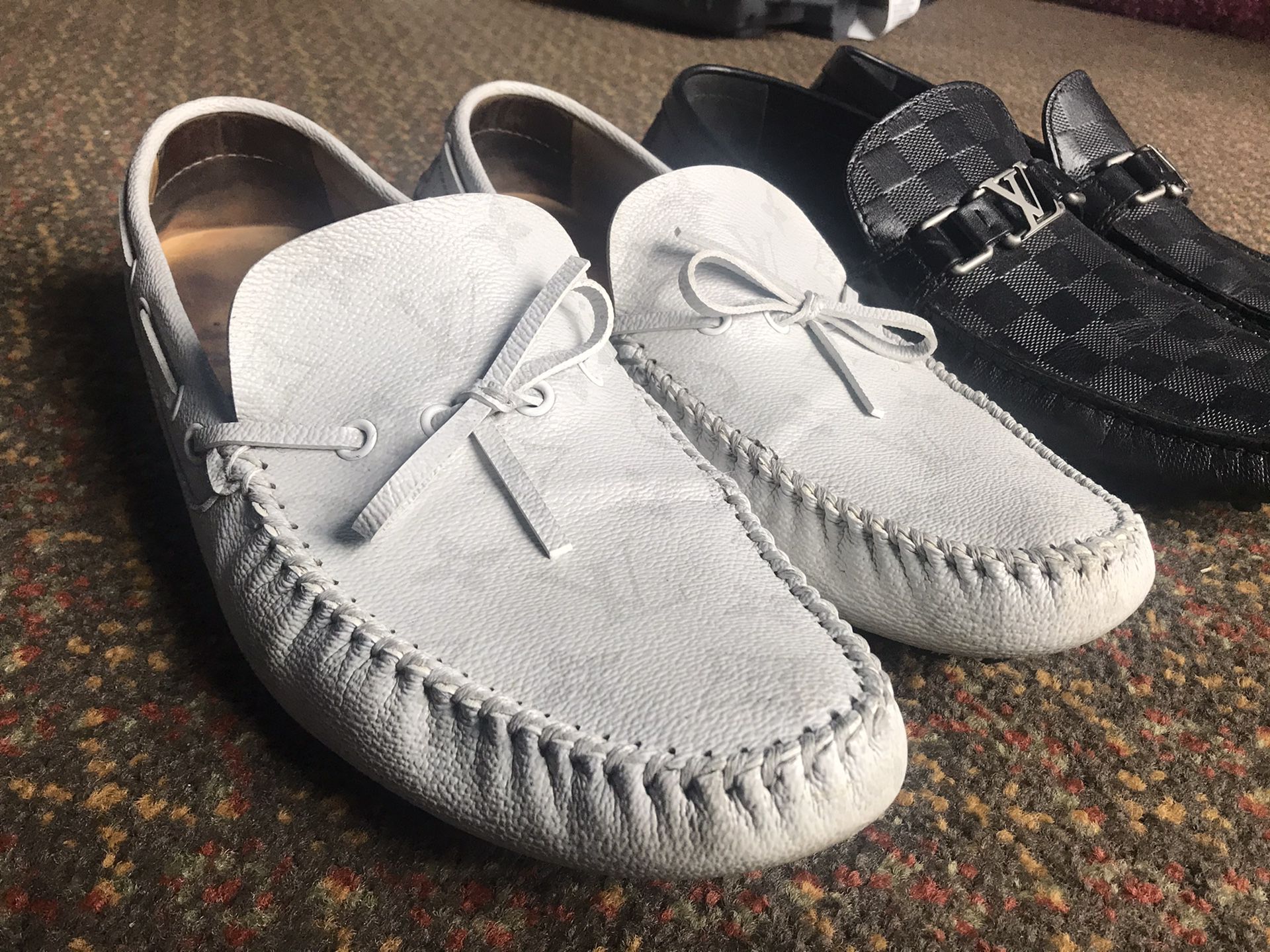 {HOT SELL} White & Black REAL Louis Vuitton Loafers