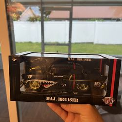 M2 Chevy 150 Sedan Chase