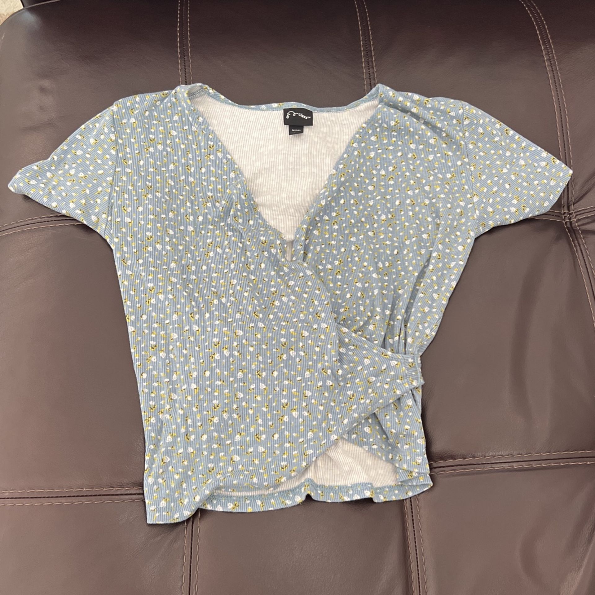 Girls Target 7-8 Art Class Wrap Shirt