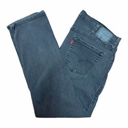 Levi’s Straight Fit Jeans
