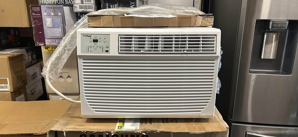 Koldfront 12000 BTU Air conditioner with Heating 230V