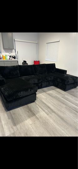 Brand New Super Plush U Shape Sectional