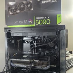Gaming PC Ryzen 7 7800x3d with Asus TUF RTX 5090 OC