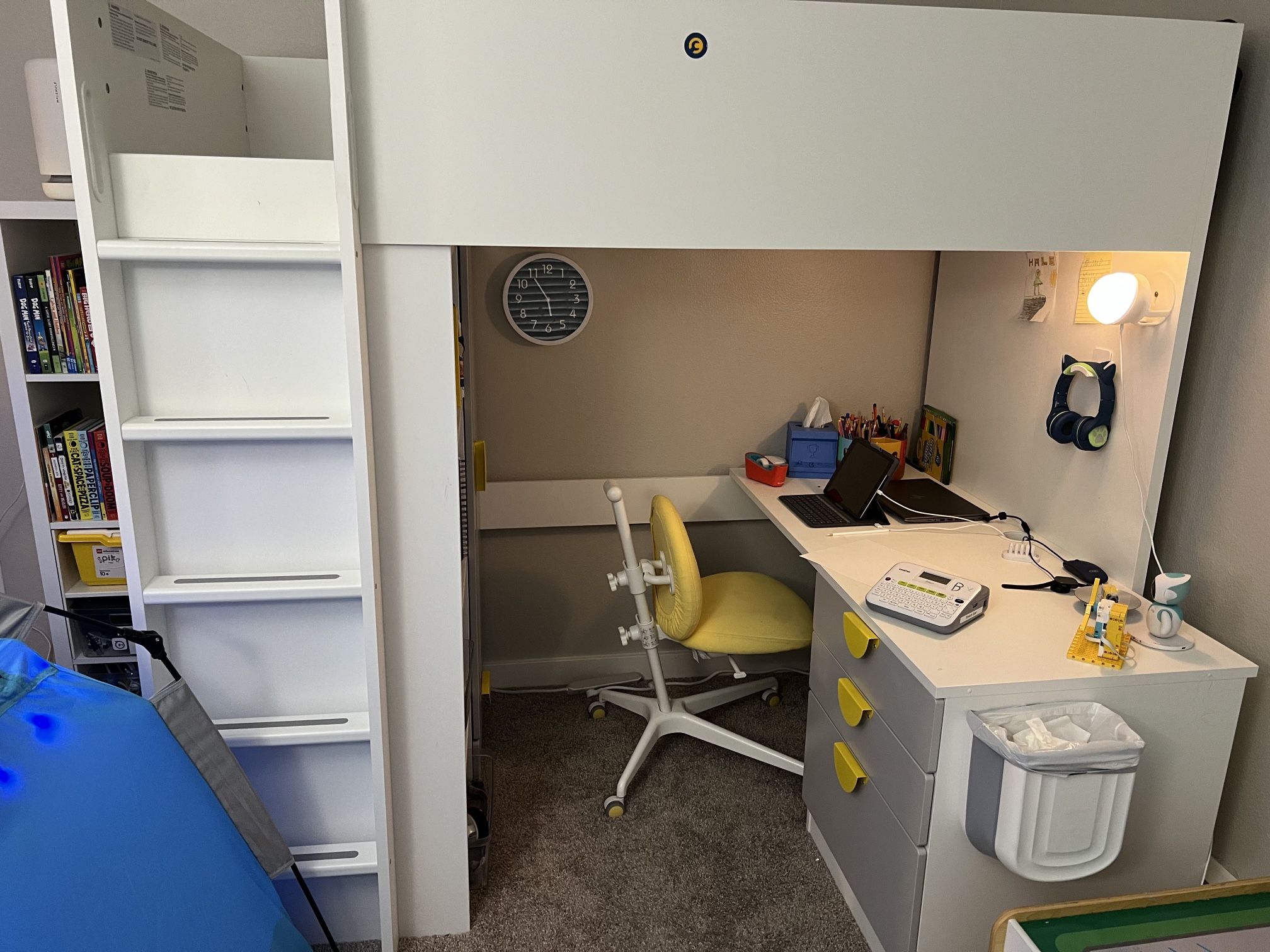 IKEA SMASTAD Twin Loft Bed w/ Desk