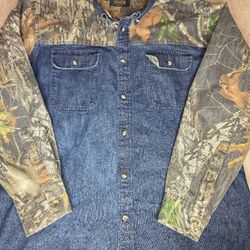 RedHead Shirt Men's Blue Jean Denim Long Sleeve Camo ButtonUp Collared XL Shirt