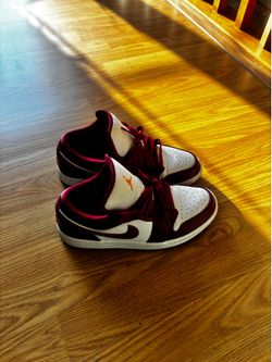Jordan retro1 lows