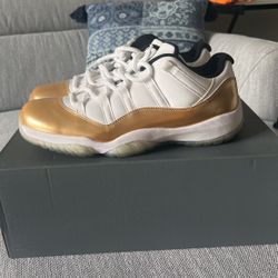 Jordan Low 11s