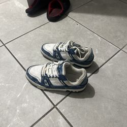Louis Vuitton Sneakers