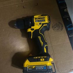 Dewalt Brushless Drill With Battery 