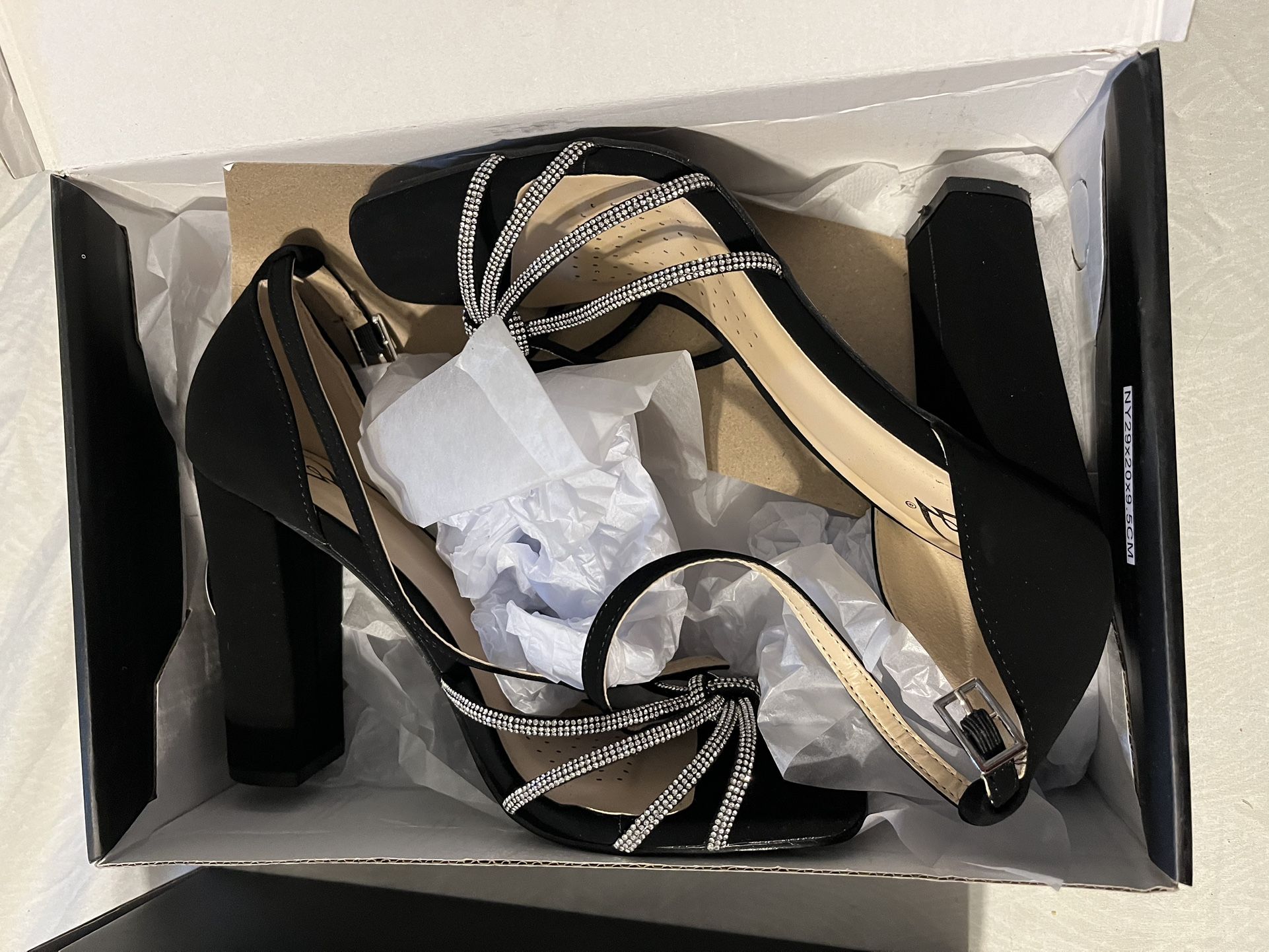Woman Heels New