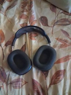 Apple AirPods Max Headphones – Midnight