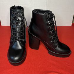 Pull&Bear Black Ankle Boots