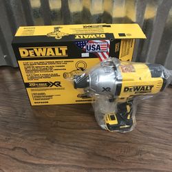 DeWalt 20 Volt 7/16 In Impact wrench 