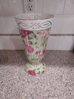 Floral vase