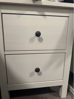 Bedroom set