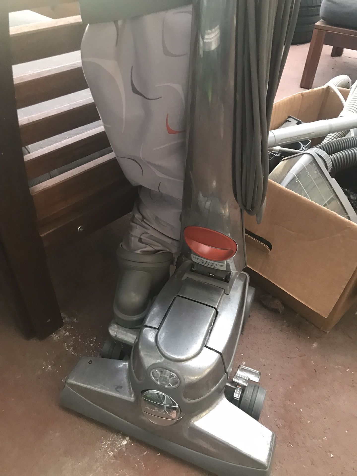 Kirby Sentra Vaccuum With Carpet Shampooer And Extra Attachments