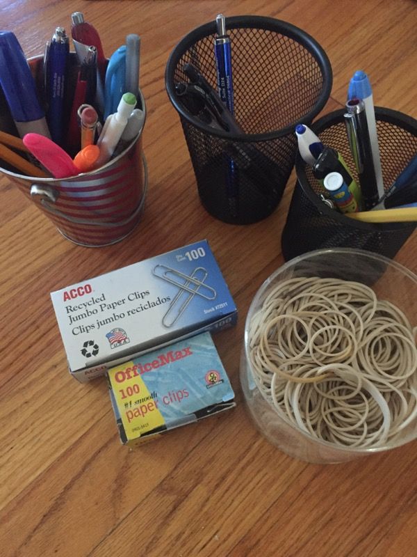Mixed office supplies