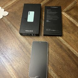 New Samsung S24 FE 128gb Unlocked (Mint Color )