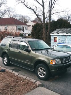 2004 Ford Explorer