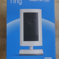 Ring Outdoor Camera Plus Battery 2K HD Smart Security Camera. new 