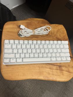 Razer Huntsman Mini (Clicky keys)