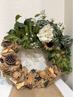 New Beautiful Handcrafted Large Wreath reduced to $35!