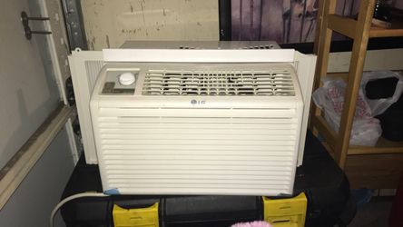 Used LG Window Unit Model LW5016
