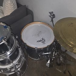 Gretsch Acoustic Drum Set 