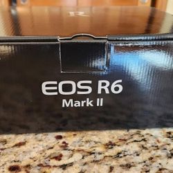 Canon EOS R6 Mark II