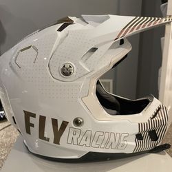 Fly Racing Motocross helmet (Medium) 