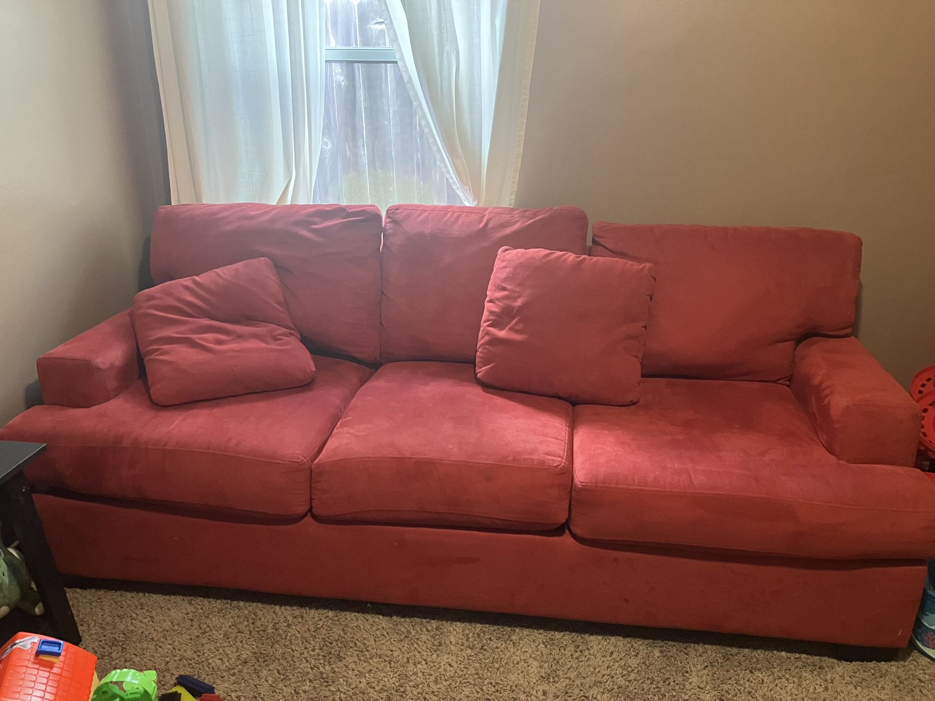 Red Couch For Sale, Must Pick Up