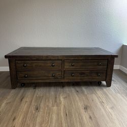 Coffee table (MUST GO BY JAN 25th)