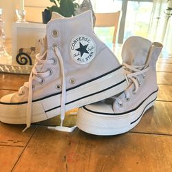 Women’s Converse Platform All Star