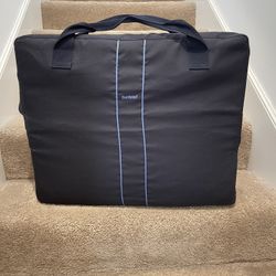Baby Bjorn Pack N Play Travel Light Portable Crib With Carrying Case Light