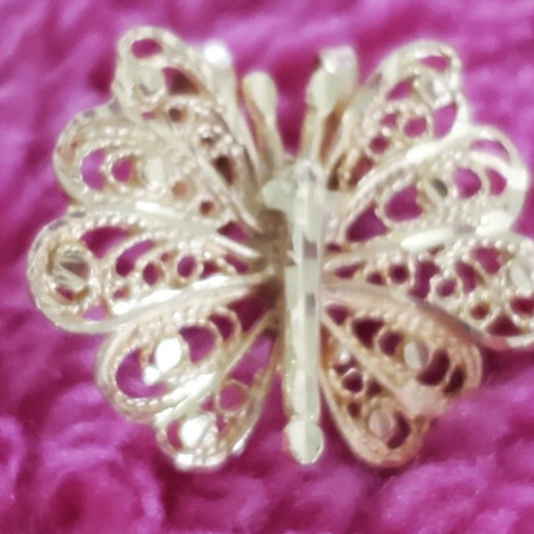 14 K Gold Butterfly Necklace Pendant