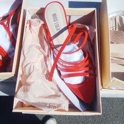 HIGH HEELS