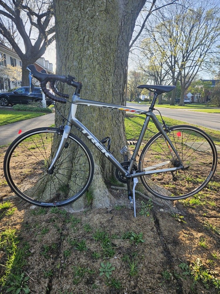 TREK Domane 2 Road Bike 