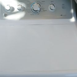 G E Washing Machine and Dryer