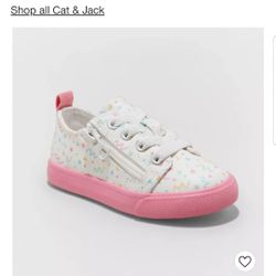 Toddler Girls' Luka Accessible Sneakers - Cat & Jack™