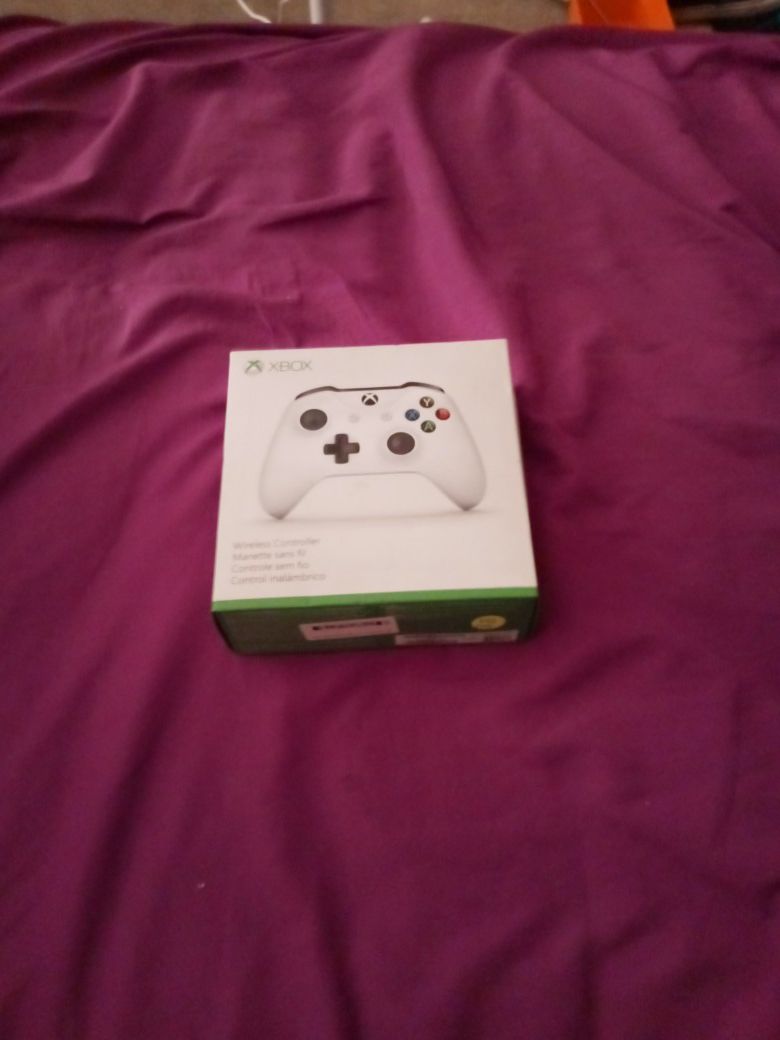 X box one = 1 Turtle Beaches Headset (UnoPened) & 1 wireless controller