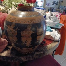 This Cost 300 Gorgeous Imported Hi End Ex Larg Vase 30 Today Moving All Must Go