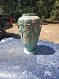 Roseville Flower Vase