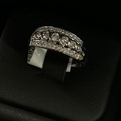 White Gold Diamond Ring Size 8