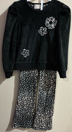 Little girls outfit