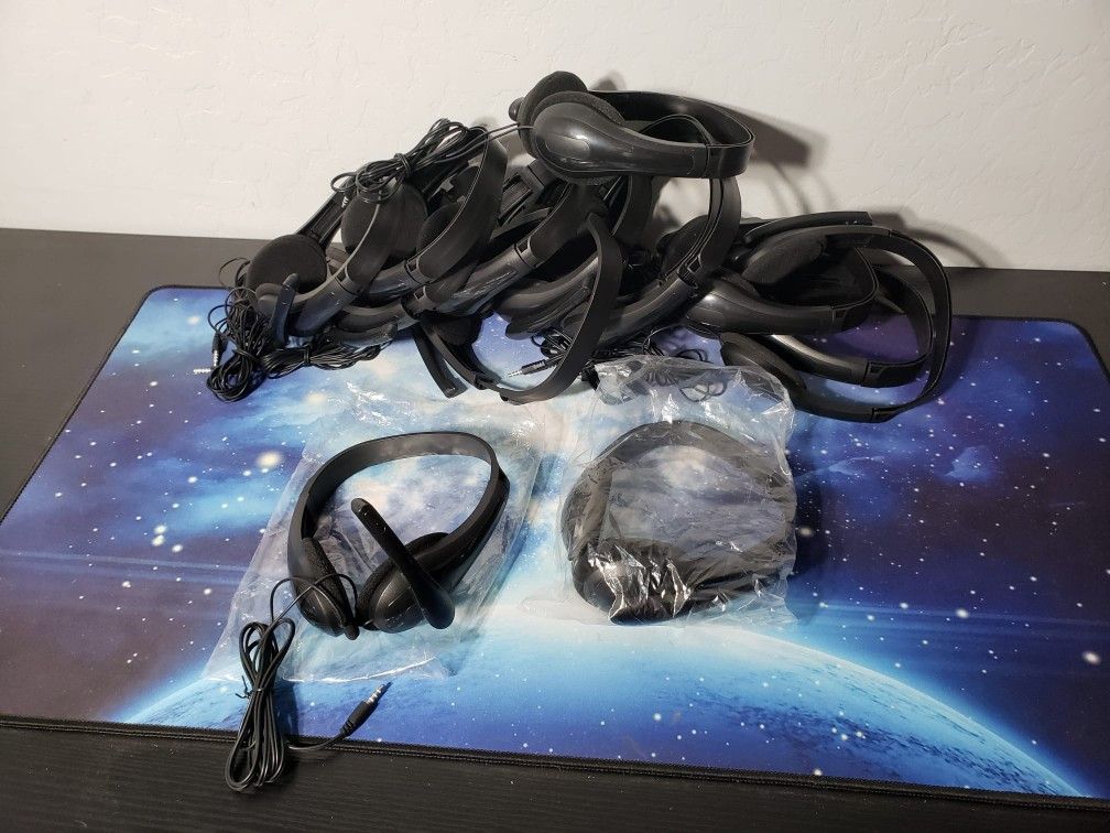 New Yunsailing 12 Pack Bulk Classroom Headphones W/ Microphone Students Kids Wired Headphones School Class Set Headphones for School Library Computer